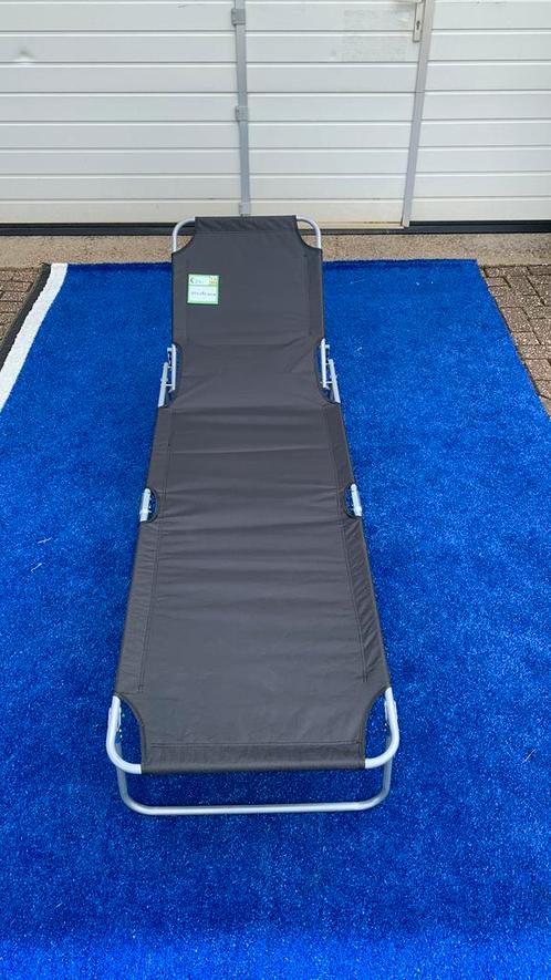 Outsunny Klapbare ligstoel met verstelbare rugleuning, Caravans en Kamperen, Kampeermeubelen, Nieuw, Campingstoel, Ophalen