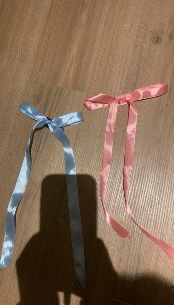Haarstrikjes met clipje, Sieraden, Tassen en Uiterlijk, Uiterlijk | Haarverzorging, Zo goed als nieuw, Ophalen of Verzenden