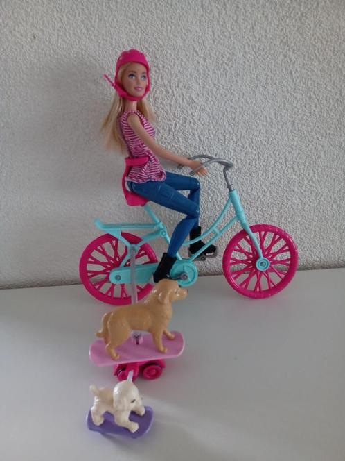 Spin ’N Ride Pups van Barbie in het Grote Puppy Avontuur, Verzamelen, Poppen, Gebruikt, Pop, Ophalen of Verzenden