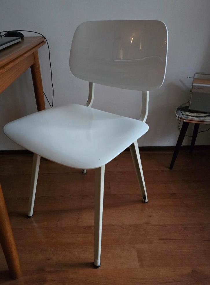 Ahrend Revolt stoelen, Friso Kramer, Huis en Inrichting, Stoelen, Ophalen