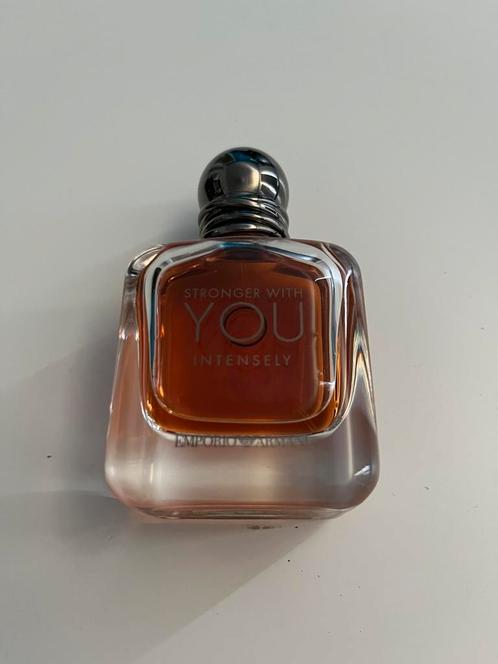 Armani Stronger with you intensely, Sieraden, Tassen en Uiterlijk, Uiterlijk | Parfum, Zo goed als nieuw, Ophalen of Verzenden