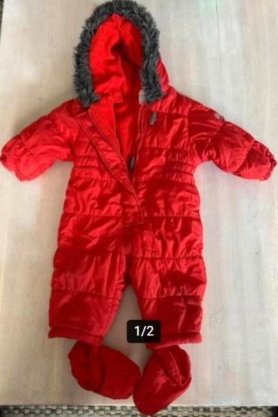 Ski pakje (rood) - Baby Club (C&A) ZGAN maat 74, Kinderen en Baby's, Babykleding | Maat 74, Zo goed als nieuw, Jongetje of Meisje
