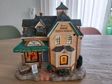 Kersthuisje LEMAX Sue's bread store jewelry making  beschikbaar voor biedingen