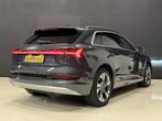 Audi e-tron 55 Quattro 408pk 2019 95 kWh Manhattangrijs, Auto's, Audi, Automaat, 1800 kg, Zwart, Parkeersensor