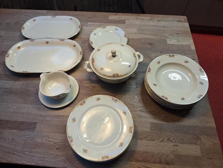 Servies Arzberg Bavaria niet compleet, Antiek en Kunst, Antiek | Servies compleet, Ophalen