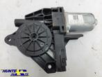 Raammotor rechtsvoor Volvo V70/XC70/S80 ('07-'17) 966269102, Auto-onderdelen, Ruiten en Toebehoren, Ophalen of Verzenden, Gebruikt