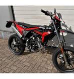 Mijn zip 2takt  ruilen voor een schakelbrommer, Fietsen en Brommers, Brommers | Derbi, Ophalen, Zo goed als nieuw