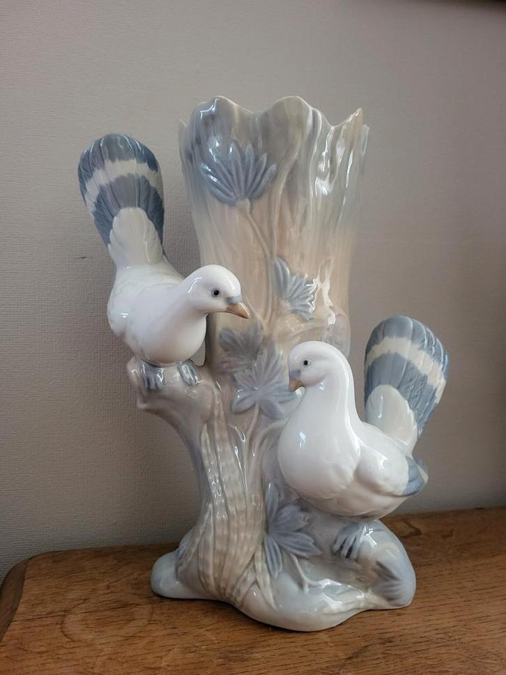 Miguel Requena Valencia Tortel Duiven Vaas, Antiek en Kunst, Antiek | Vazen, Ophalen of Verzenden