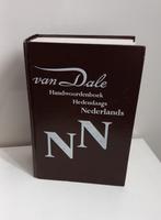 Woordenboek N-N, Nederlands, Ophalen of Verzenden, Zo goed als nieuw, Van Dale