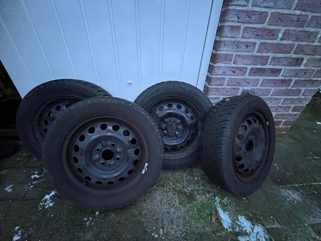 4 Michelin winterbanden met velg 155/65R14, Auto-onderdelen, Ophanging en Onderstel, Citroën, Ophalen
