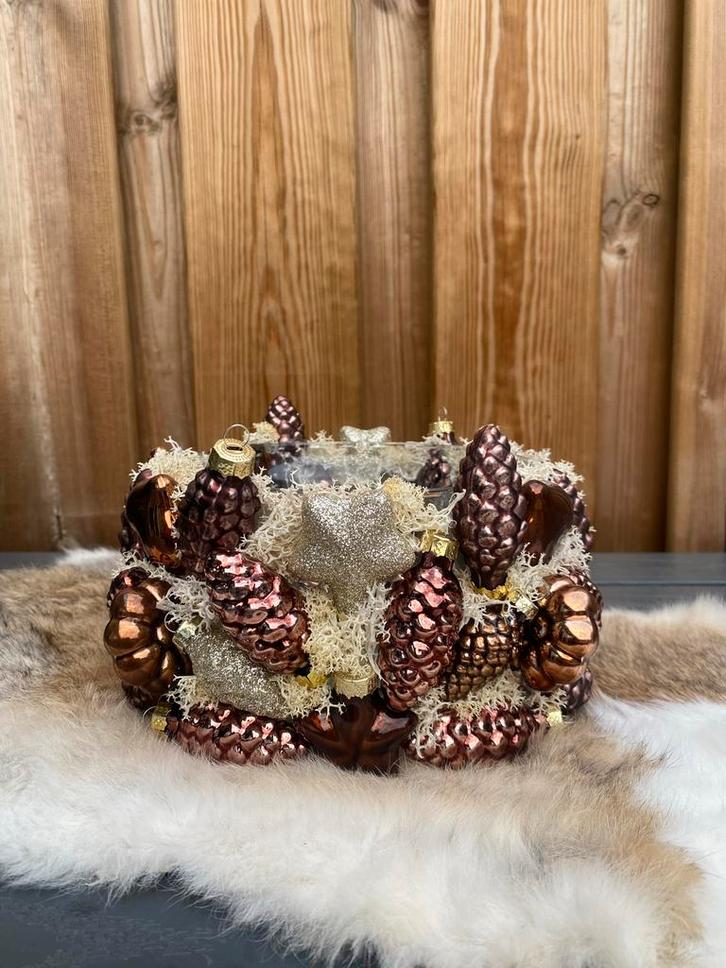 Kerst vaas met kerstballen - blikvanger!, Antiek en Kunst, Antiek | Woonaccessoires, Ophalen of Verzenden