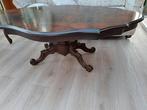 Notenhout salontafel blad heeft wat liefde nodig, Huis en Inrichting, Tafels | Salontafels, Ophalen, Gebruikt, 100 tot 150 cm