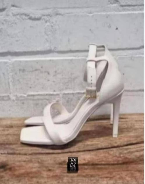 JOSH V - Prachtige leren heels maat 40 - Nieuw €149 - JOSHV, Kleding | Dames, Schoenen, Nieuw, Sandalen of Muiltjes, Wit, Ophalen of Verzenden
