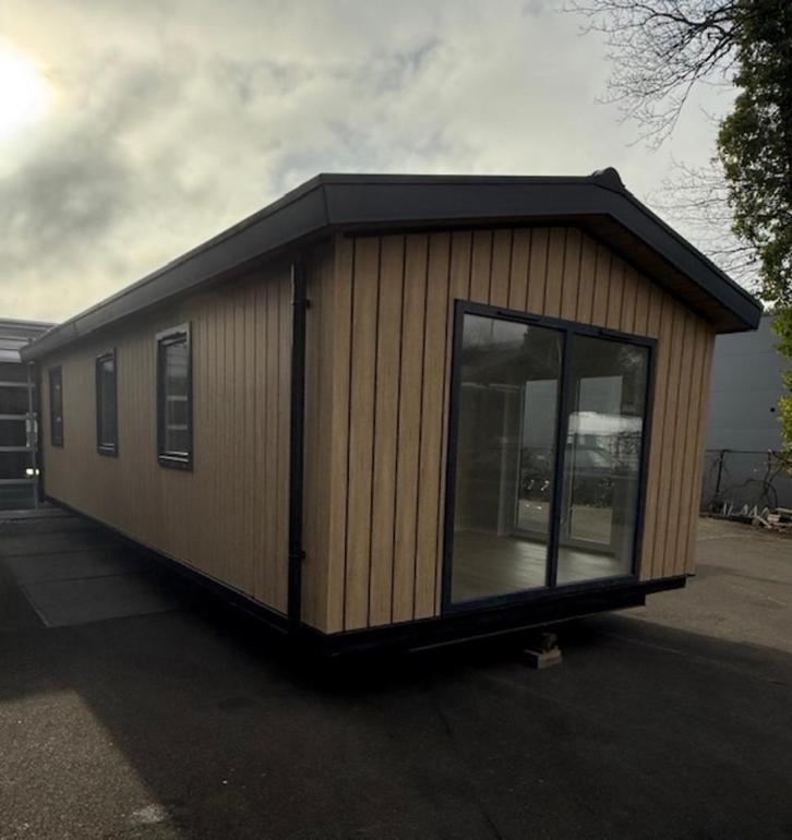 Chalet te koop : Capri 1000x420, Caravans en Kamperen, Stacaravans, tot en met 4, Ophalen of Verzenden
