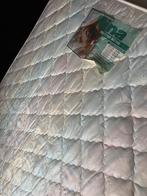 Matras twijfelaar 140 x 190, Huis en Inrichting, Ophalen of Verzenden, Zo goed als nieuw