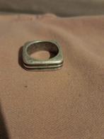 Zilverkleurige Vintage Ring - IXXXI., Sieraden, Tassen en Uiterlijk, Ringen, Nieuw, Ophalen of Verzenden, Dame of Heer, Zilver