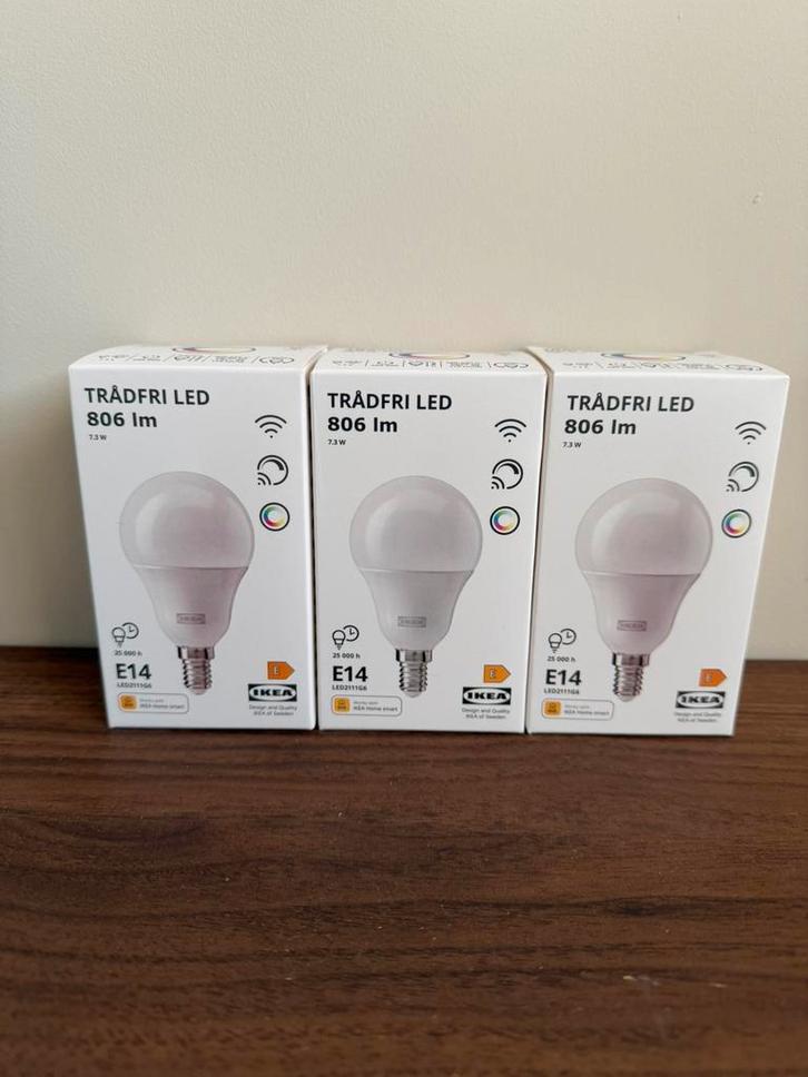 Ikea Trådfri E14 Led-Lamp draadloos dimbaar Gekleurd/wit, Huis en Inrichting, Lampen | Losse lampen, Nieuw, Led-lamp, Minder dan 30 watt