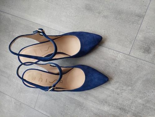 Unisa schoen met hak en open hiel blauw maat 38, Kleding | Dames, Schoenen, Zo goed als nieuw, Schoenen met hoge hakken, Blauw