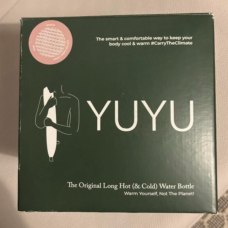 Yuyu kruik !Nieuw in verpakking! Incl roze katoen hoes wafel, Huis en Inrichting, Woonaccessoires | Plaids en Woondekens, Nieuw