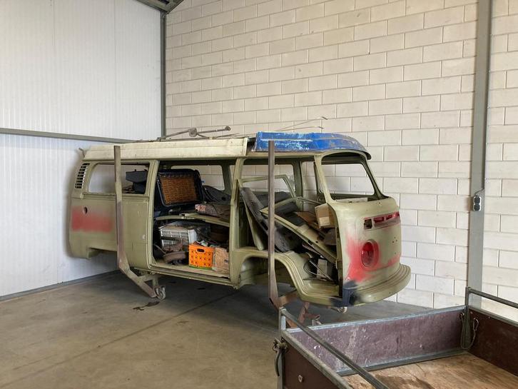 VW T2b originele Nederlandse camper.project., Auto's, Oldtimers, Particulier, Volkswagen, Benzine, Overige carrosserieën, Handgeschakeld