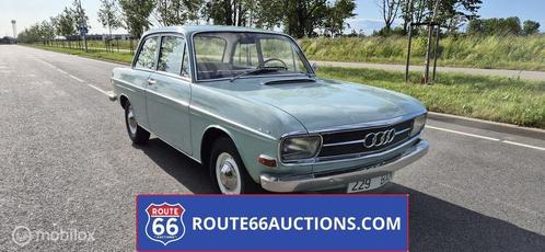 Audi 72 Sedan | Route 66 Auctions, Auto's, Oldtimers, Bedrijf, Te koop, Audi, Benzine, Overige carrosserieën, Handgeschakeld, Blauw