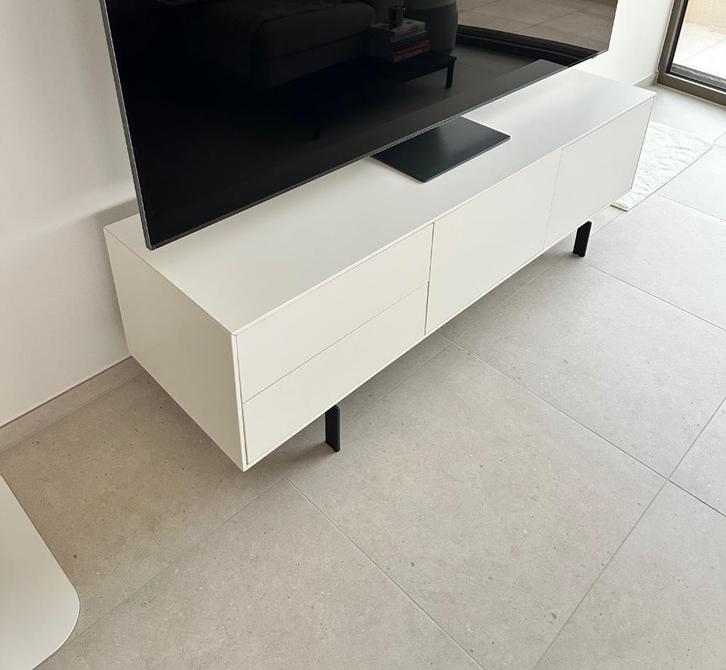 TV meubel, Huis en Inrichting, Kasten | Televisiemeubels, Gebruikt, Minder dan 100 cm, 150 tot 200 cm, 25 tot 50 cm, Ophalen