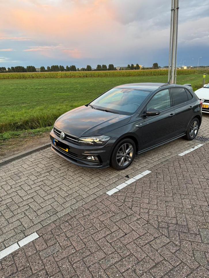 R-line tehuur verhuur km vrij!!!, Diensten en Vakmensen, Verhuur | Auto en Motor, Personenauto