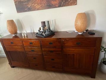 Dressoir te koop beschikbaar voor biedingen