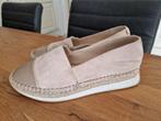 Esprit damesschoenen beige suede maat 39, Kleding | Dames, Schoenen, Ophalen of Verzenden, Zo goed als nieuw, Beige
