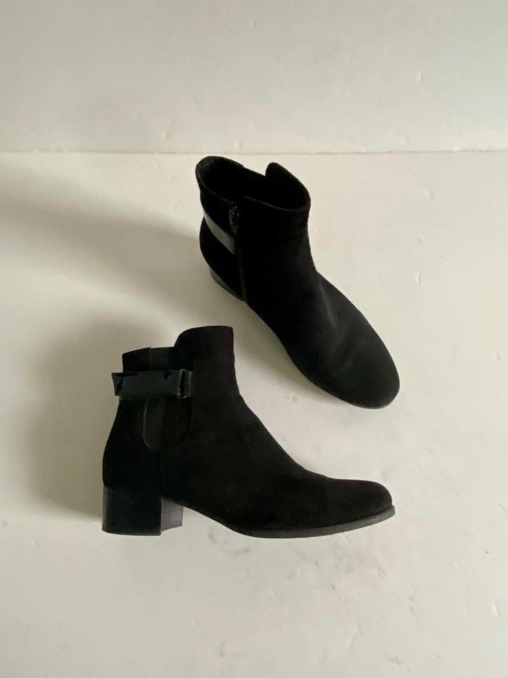 i549 Volare maat 38,5 suede-leren lage laarsjes schoenen, Kleding | Dames, Schoenen, Zo goed als nieuw, Zwart, Ophalen of Verzenden