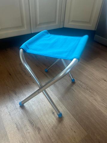 Kinderkrukje - Handig en compact beschikbaar voor biedingen