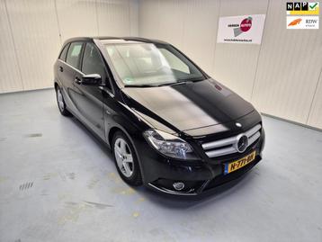 Mercedes-Benz B-klasse 180 Ambition Automaat Navi Leer Airco beschikbaar voor biedingen
