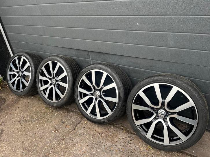 VW Golf 5 6 7 GTI GTE R Line velgen 18 inch Serron zomerset, Auto-onderdelen, Banden en Velgen, Velg(en), Zomerbanden, 18 inch