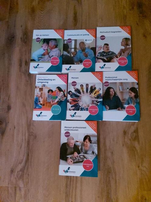 Schoolboeken Persoonlijk Begeleider Maatschappelijke Zorg, Boeken, Schoolboeken, Zo goed als nieuw, Overige vakken, Overige niveaus