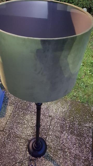 Goedwerkende Staand Lamp 1,62m. beschikbaar voor biedingen