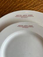 Gezocht: Hotel New York borden / bordjes / servies, Huis en Inrichting, Keuken | Servies, Verzenden, Zo goed als nieuw, Bord(en)