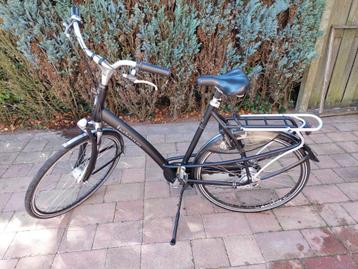 Dames fiets beschikbaar voor biedingen