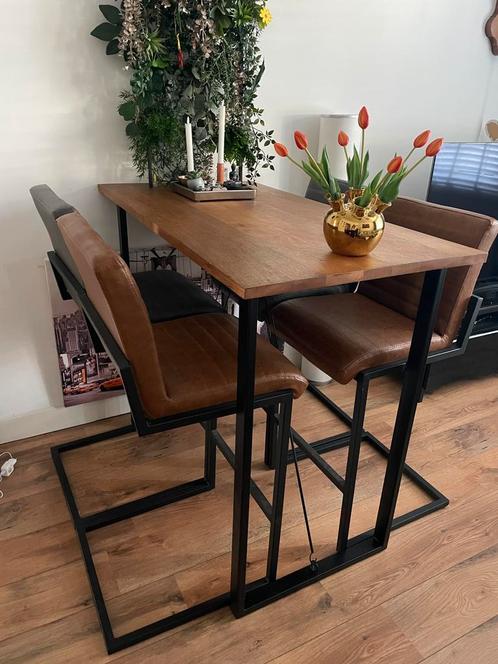 Mooie bartafel met 4 barstoelen, Huis en Inrichting, Barren, Zo goed als nieuw, Inclusief barstoelen, Ophalen