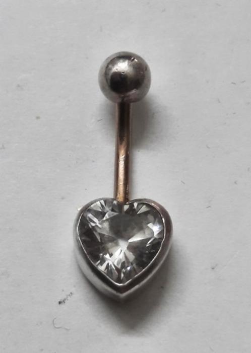Sterling zilveren piercing met zirkonia hartje, Sieraden, Tassen en Uiterlijk, Piercings, Nieuw, Navelpiercing, Zilver, Ophalen