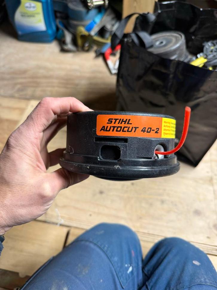 Stihl Autocut 40-2 - veel koppen en spoelen, Tuin en Terras, Bosmaaiers, Gebruikt, Ophalen of Verzenden