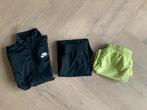 Trainingspak Nike zwart maat M 137-147 cm en zwembroek, Ophalen of Verzenden, Gebruikt, Jongen, Sport- of Zwemkleding