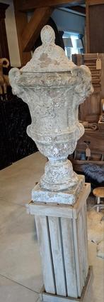 Terracotta vaas op steigerhouten sokkel - 155cm, Tuin en Terras, Tuinvazen, Ophalen of Verzenden, Nieuw