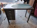Stalen bureau, Doe-het-zelf en Verbouw, Werkbanken, Ophalen of Verzenden, Zo goed als nieuw