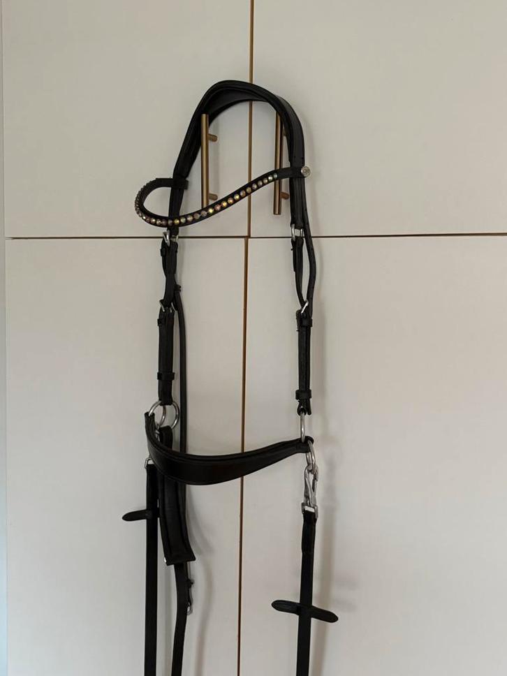 QHP bitloos hoofdstel zwart maat full/cob, Dieren en Toebehoren, Paarden en Pony's | Hoofdstellen en Tuigage, Zo goed als nieuw