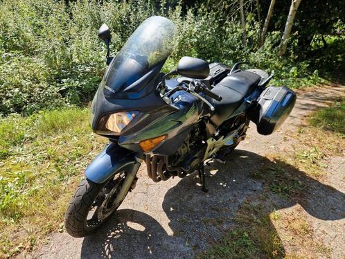 Honda CBF 600 SA verlaagd originele koffers, Motoren, Motoren | Honda, Particulier, Toermotor, meer dan 35 kW, 4 cilinders, Motorrijbewijs A