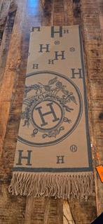 Prachtige Sjaal van Hermes, Kleding | Dames, Mutsen, Sjaals en Handschoenen, Maat 38/40 (M), Nieuw, Ophalen of Verzenden, Hermès