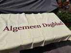 Algemeen dagblad vlag  AD VLAG oud collectors item, Verzamelen, Ophalen of Verzenden, Zo goed als nieuw, Reclamebord