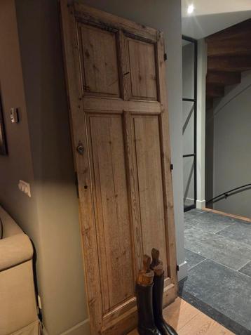 Oude Houten Deur - 210x80 cm beschikbaar voor biedingen