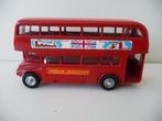 BUDGIE TOY -A.E.C. "ROUTEMASTER" 64 SEATER, Ophalen of Verzenden, Gebruikt, Bus of Vrachtwagen