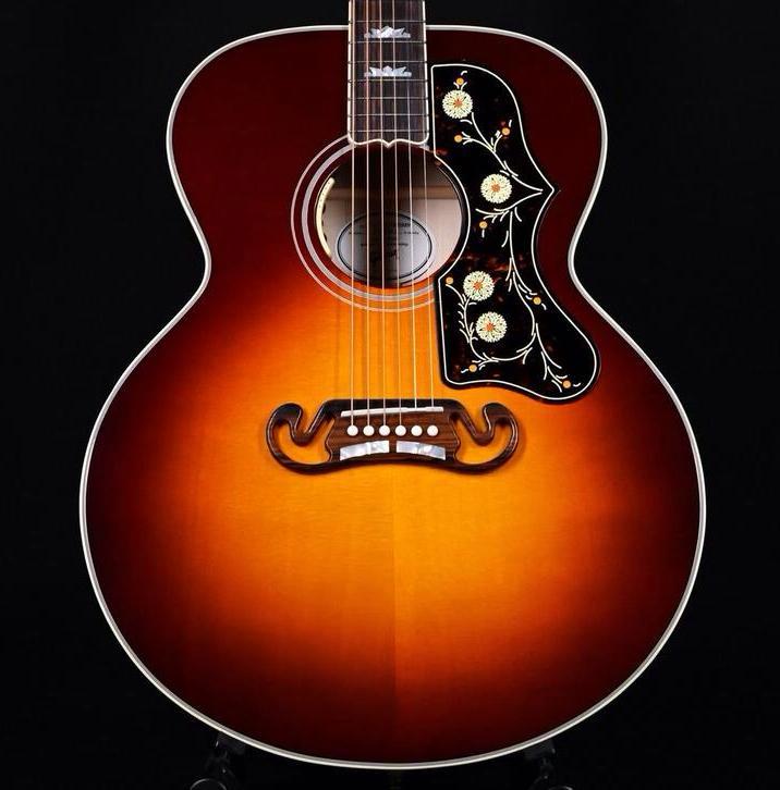 Gibson SJ200 Standard Autumnburst 2024 compleet + factuur, Muziek en Instrumenten, Snaarinstrumenten | Gitaren | Akoestisch, Zo goed als nieuw